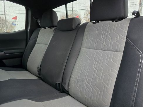 Used 2022 Toyota Tacoma SR5 image 19