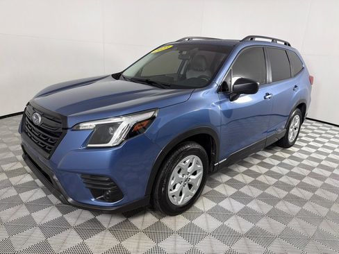 Used 2023 Subaru Forester AWD/4WD image 9