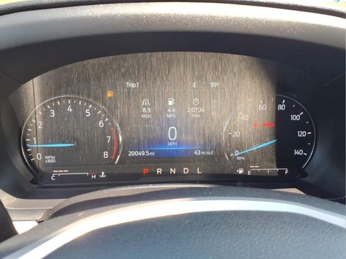 Used 2023 Ford Explorer XLT w/ Equipment Group 202A AWD/4WD image 19