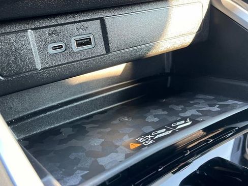 Certified 2025 Chevrolet Colorado Z71 w/ Z71 Convenience Package 2 image 31