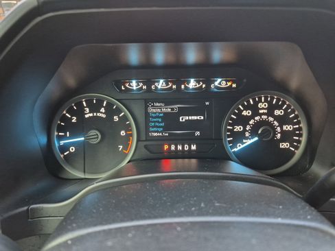 Used 2020 Ford F150 XLT w/ Equipment Group 301A Mid RWD image 22