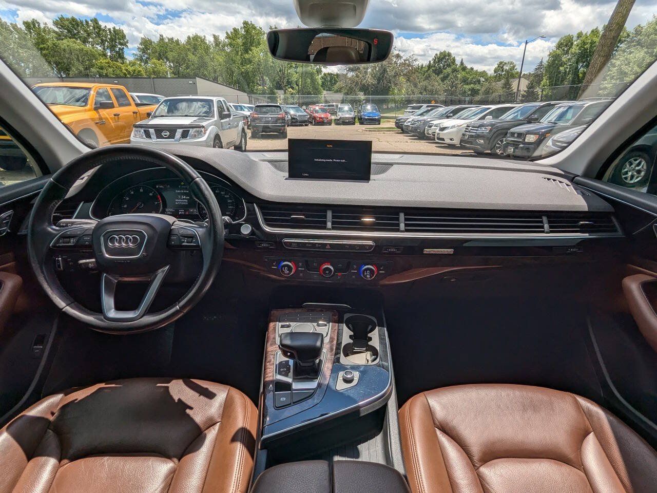 Used 2017 Audi Q7 3.0T Premium AWD/4WD image 2