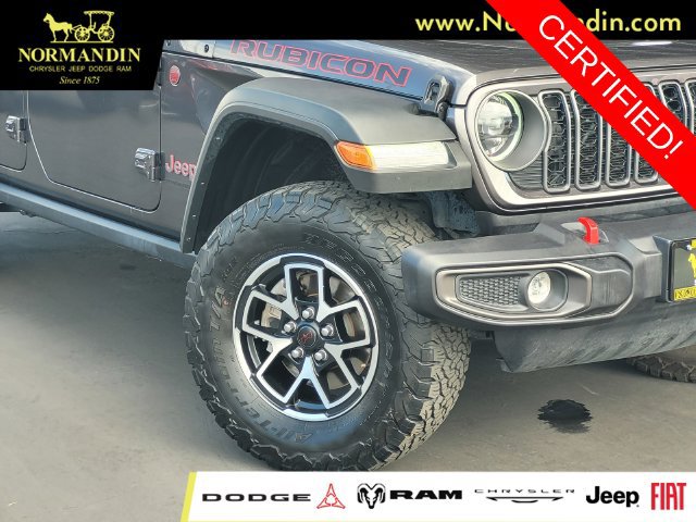 Certified 2025 Jeep Wrangler Unlimited Rubicon w/ Convenience Group AWD/4WD image 5