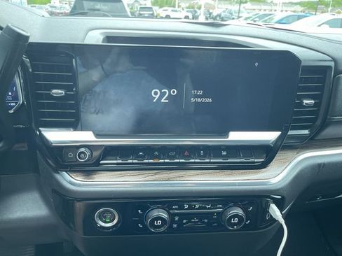 Certified 2023 Chevrolet Silverado 1500 LT AWD/4WD image 13