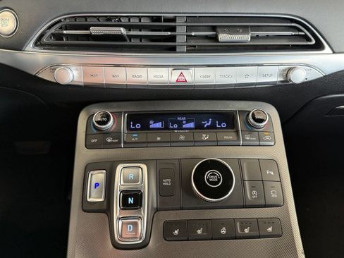 Used 2020 Hyundai Palisade Limited FWD image 16