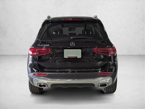 Certified 2025 Mercedes-Benz GLB 250 image 9