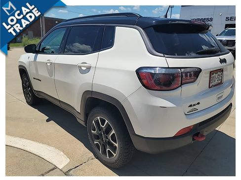 Used 2019 Jeep Compass Trailhawk AWD/4WD image 4