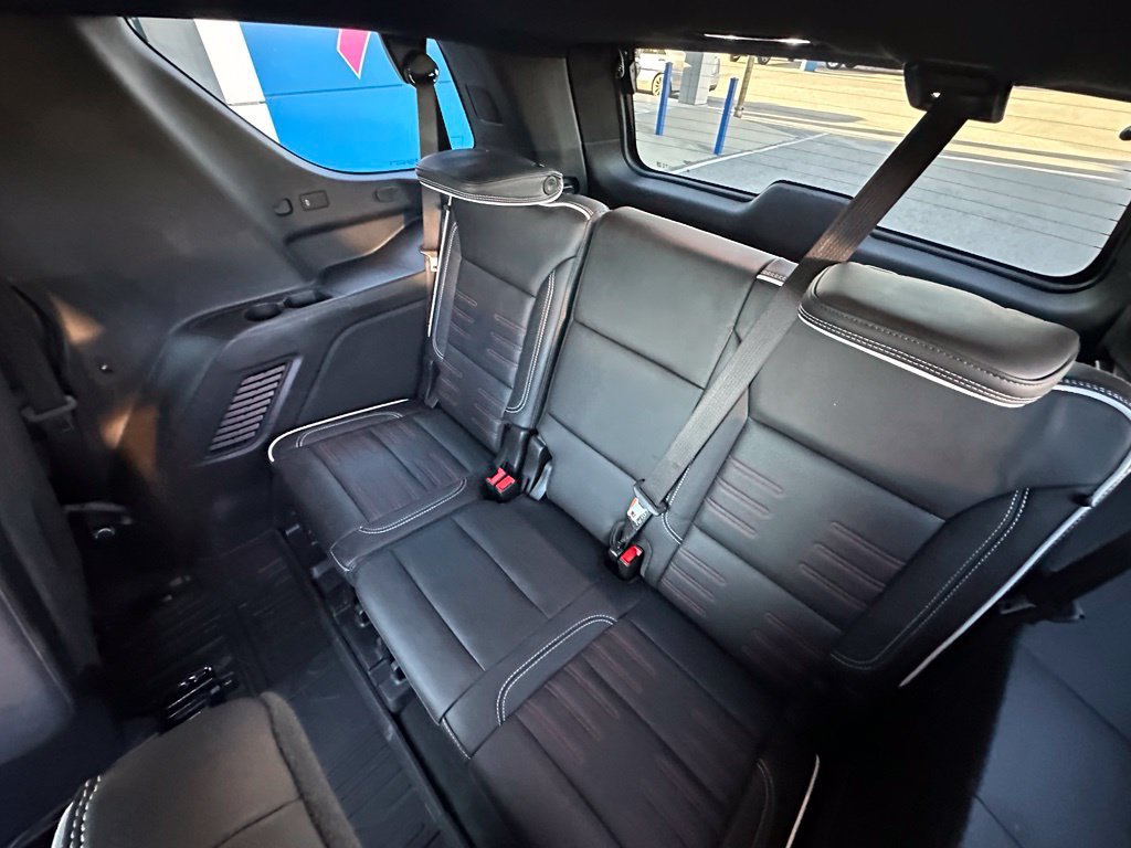 Used 2026 GMC Yukon AT4 Ultimate AWD/4WD image 33
