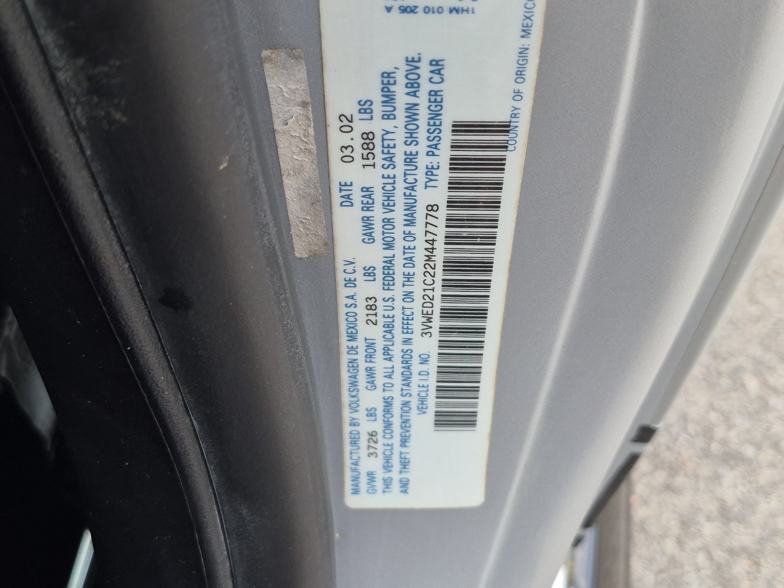 Used 2002 Volkswagen Beetle Sport FWD image 24
