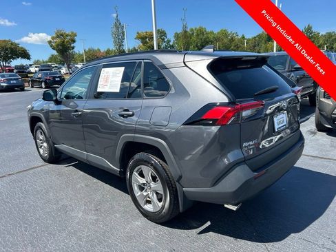 Used 2025 Toyota RAV4 XLE w/ Convenience Package FWD image 17