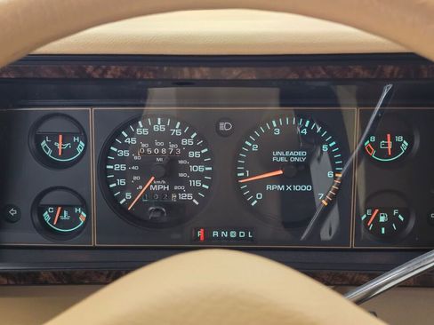 Used 1990 Dodge Grand Caravan LE image 71