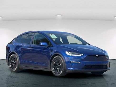 Used 2023 Tesla Model X AWD/4WD image 9