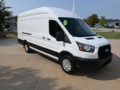 Used 2022 Ford Transit 250 148 High Roof Extended RWD image 9