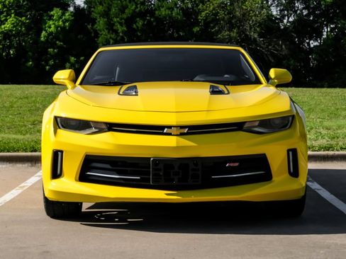 Used 2018 Chevrolet Camaro LT w/ RS Package RWD image 9