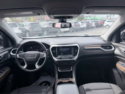 Used 2022 GMC Acadia SLE w/ Driver Convenience Package image 16