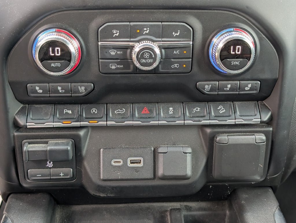 Used 2020 GMC Sierra 1500 AT4 w/ AT4 Premium Package AWD/4WD image 22