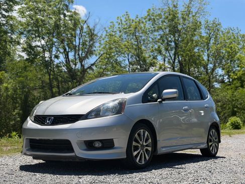 Used 2013 Honda Fit Sport image 3