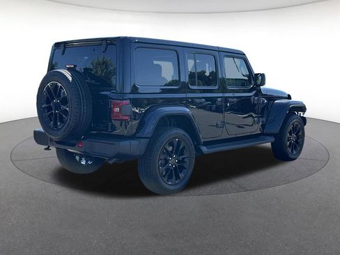 Certified 2025 Jeep Wrangler Unlimited Sahara AWD/4WD image 6