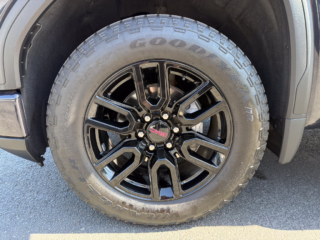 Used 2026 GMC Sierra 1500 Elevation w/ Elevation Select Package RWD image 13