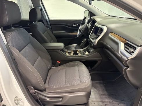 Used 2021 GMC Acadia SLE w/ Driver Convenience Package image 13