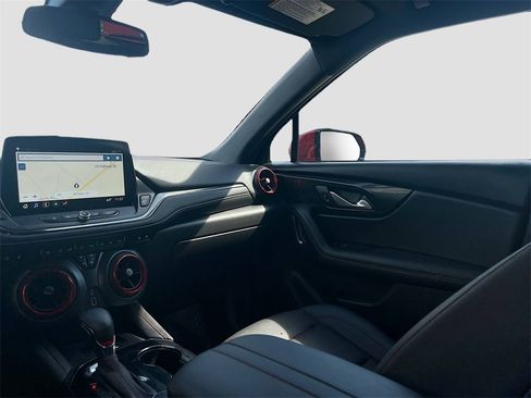 Used 2024 Chevrolet Blazer RS w/ Enhanced Convenience Package image 25