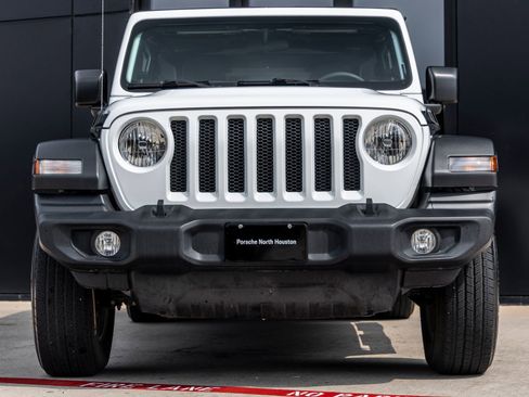 Used 2023 Jeep Wrangler Unlimited Sport AWD/4WD image 4