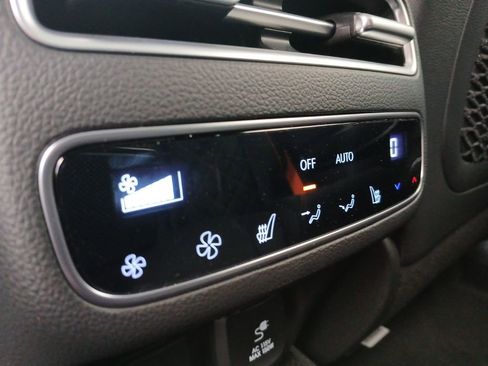 Used 2026 Genesis GV70 3.5T Sport Prestige image 39