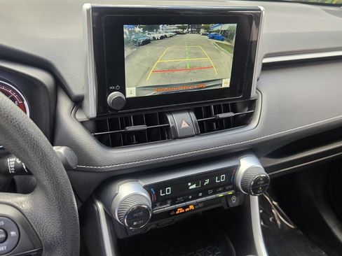 Used 2023 Toyota RAV4 XLE FWD image 21