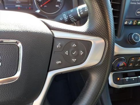 Used 2023 GMC Acadia SLE w/ Driver Convenience Package image 22