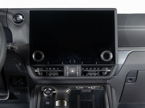 Used 2025 Lexus GX 550 image 37