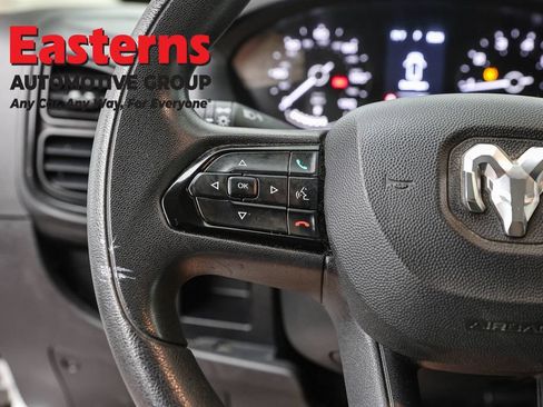 Used 2025 RAM ProMaster 2500 w/ Convenience Group FWD image 15