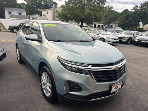 Used 2022 Chevrolet Equinox LT FWD image 1