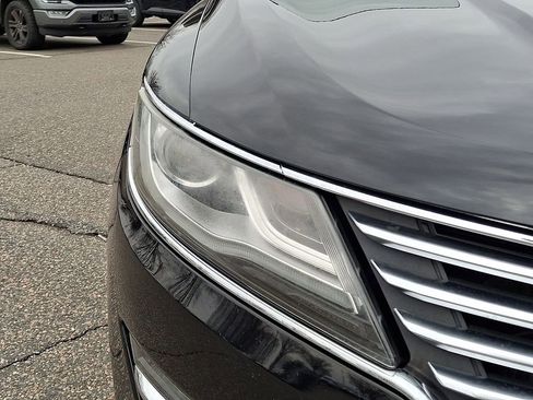 Used 2017 Lincoln MKC Select w/ Select Plus Package AWD/4WD image 12
