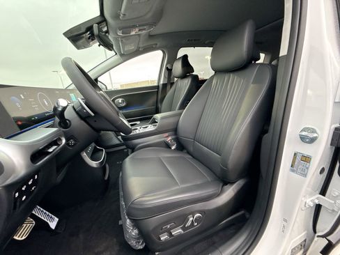 New 2026 Hyundai Ioniq 9 Calligraphy image 13