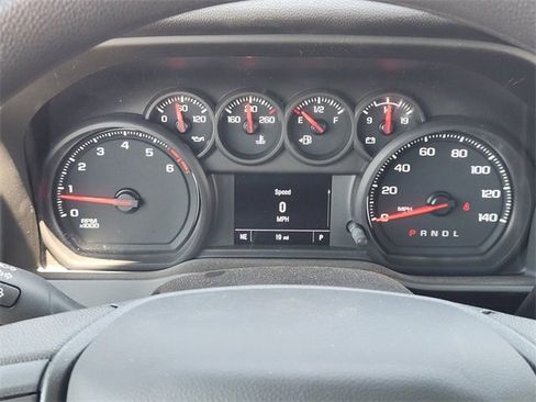 New 2024 GMC Sierra 2500 Pro w/ Convenience Package image 11