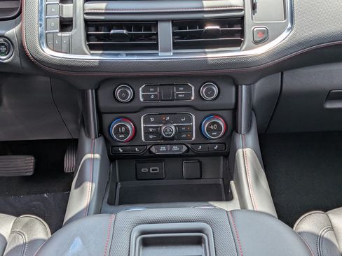 Used 2024 Chevrolet Tahoe RST w/ Luxury Package AWD/4WD image 19