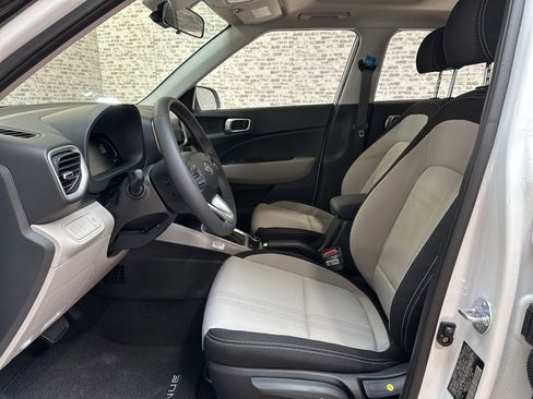 New 2026 Hyundai Venue SEL image 25
