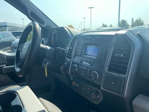 Used 2018 Ford F150 XLT w/ Equipment Group 301A Mid AWD/4WD image 30