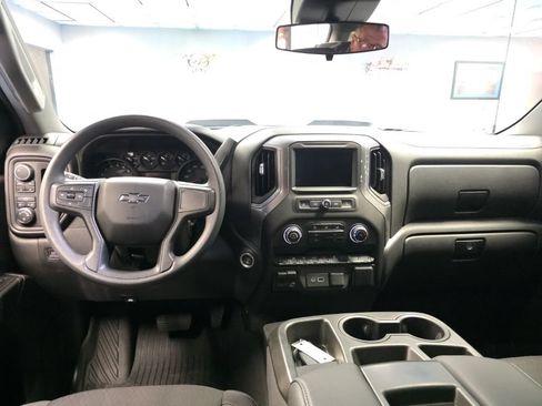 Certified 2023 Chevrolet Silverado 1500 Custom Trail Boss w/ LPO, Dark Essentials Package AWD/4WD image 19