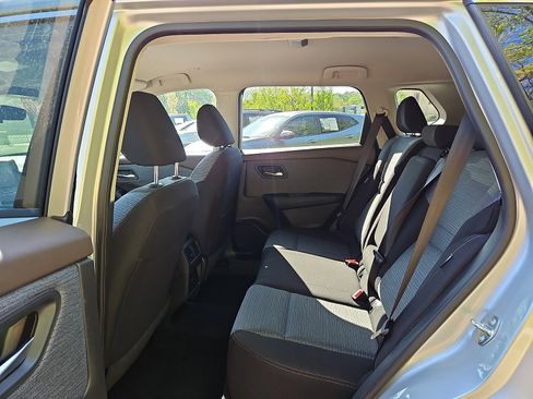 Certified 2023 Nissan Rogue SV image 10