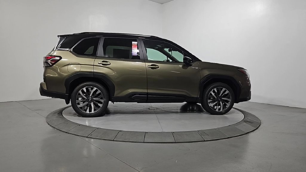 New 2026 Subaru Forester Touring AWD/4WD image 6