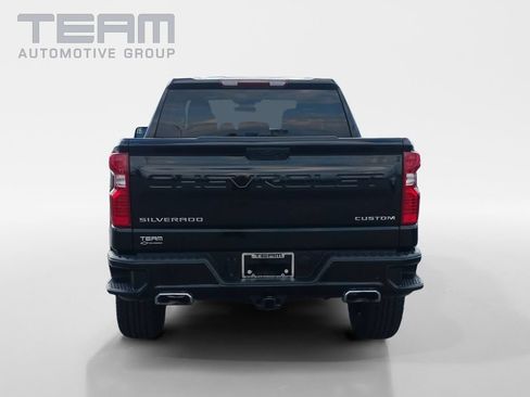 Used 2024 Chevrolet Silverado 1500 Custom Trail Boss AWD/4WD image 6