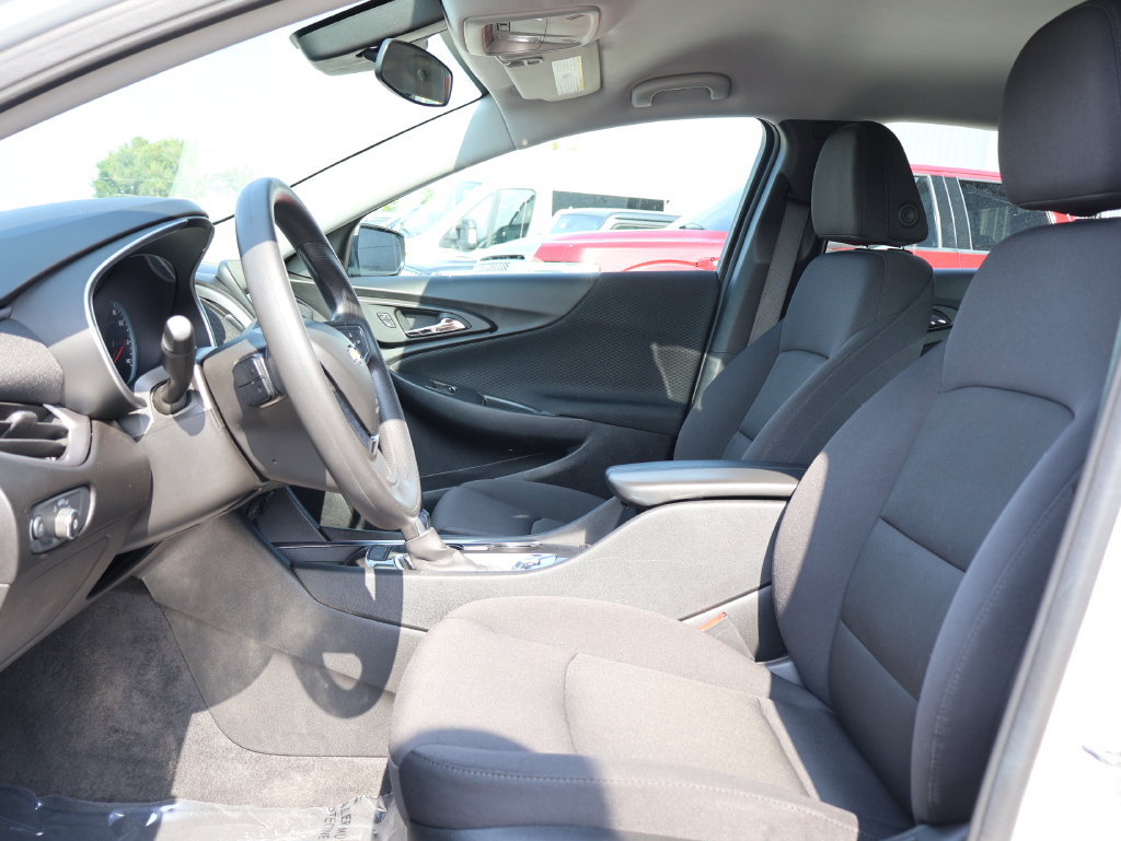 Used 2024 Chevrolet Malibu LT FWD image 22