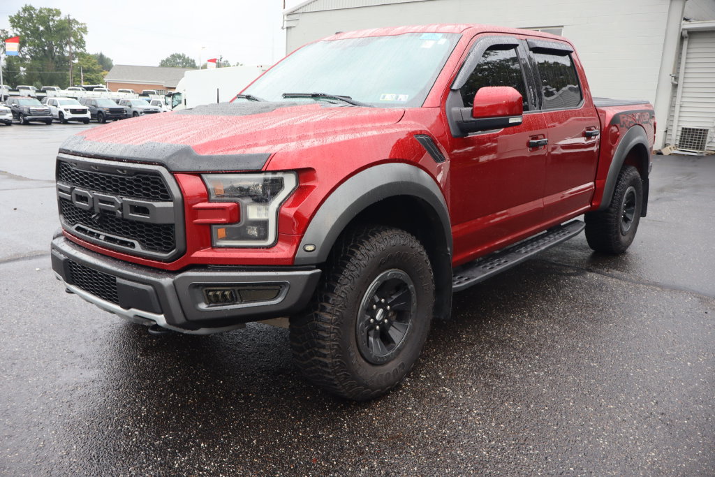 Used 2018 Ford F150 Raptor w/ Equipment Group 802A Luxury AWD/4WD image 2