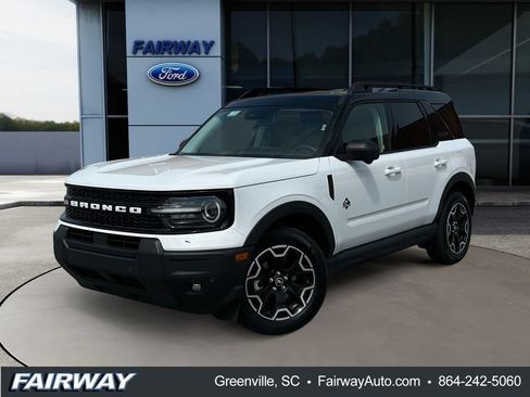 Used 2025 Ford Bronco Sport Outer Banks w/ Outer Banks Tech Package+ AWD/4WD image 1