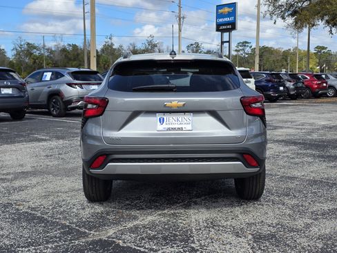 New 2026 Chevrolet Trax LT w/ Driver Confidence Package image 6