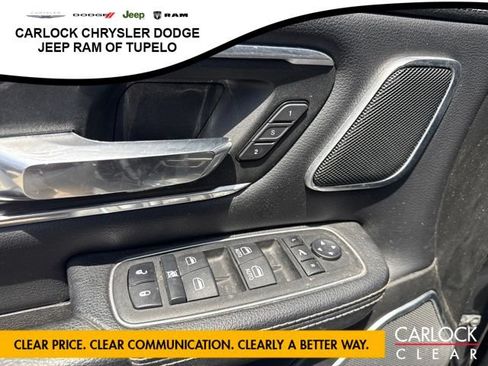 Used 2023 RAM 1500 Laramie AWD/4WD image 11