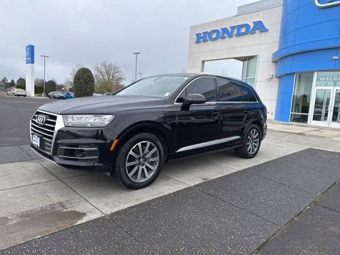 Used 2017 Audi Q7 3.0T Premium Plus w/ Premium Plus Package image 15
