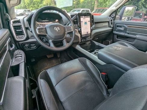 Used 2023 RAM 2500 Laramie AWD/4WD image 2