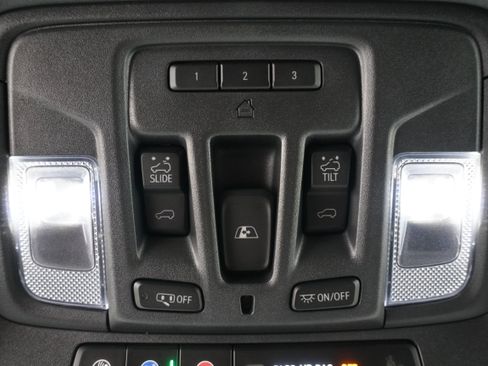 Used 2025 GMC Sierra 1500 AT4 w/ AT4 Premium Package AWD/4WD image 33